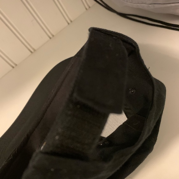 Varsity Letter P Baseball Mom Hat - Picture 2 of 4